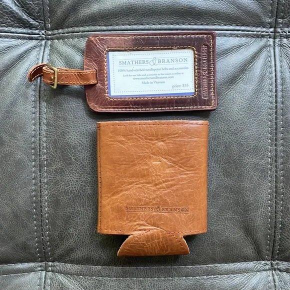 St. Ignatius Wildcats can koozie and luggage tag by Smathers & Branson - Picture 2 of 4